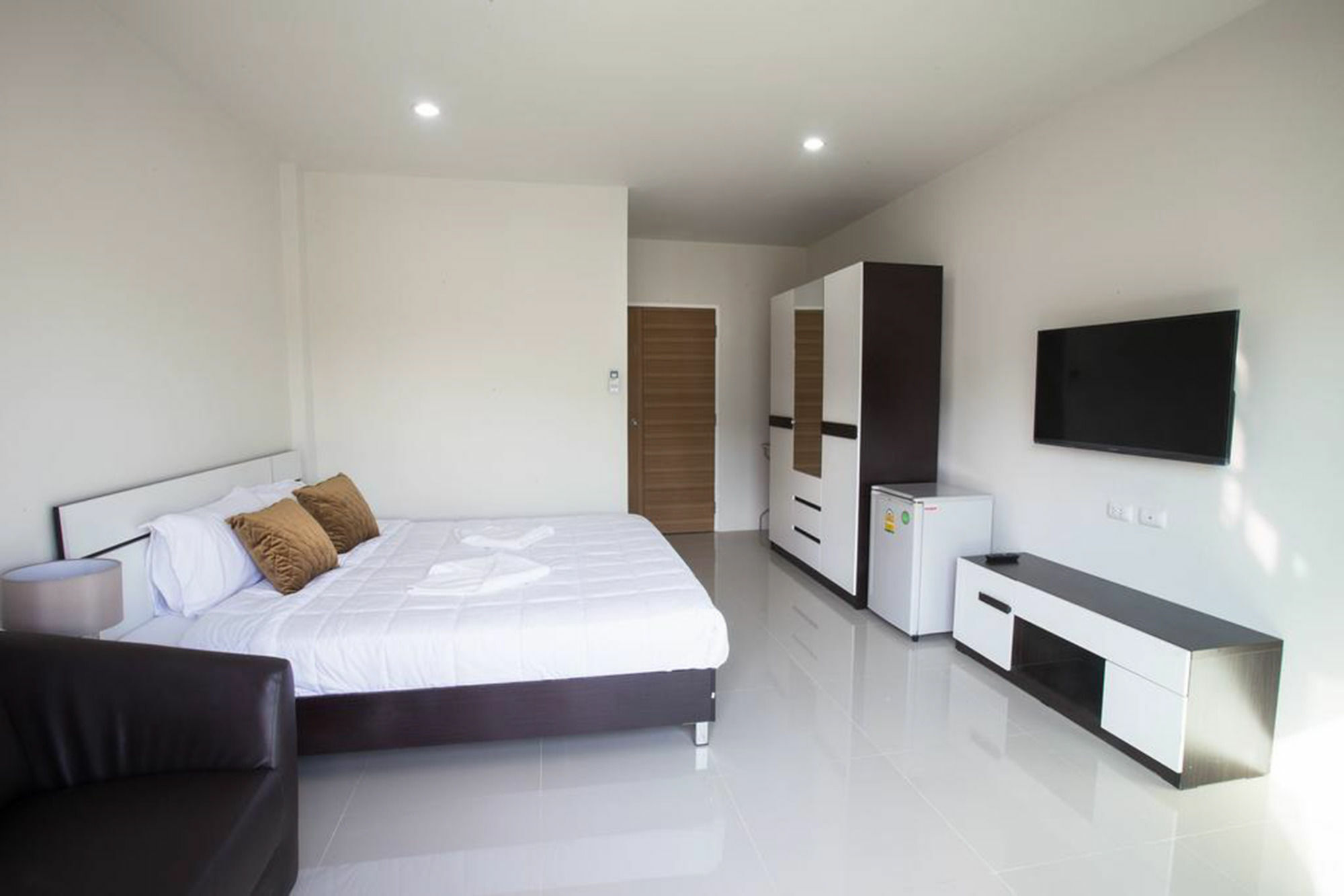 Le Fay Airport Apartment Mai Khao Exterior photo